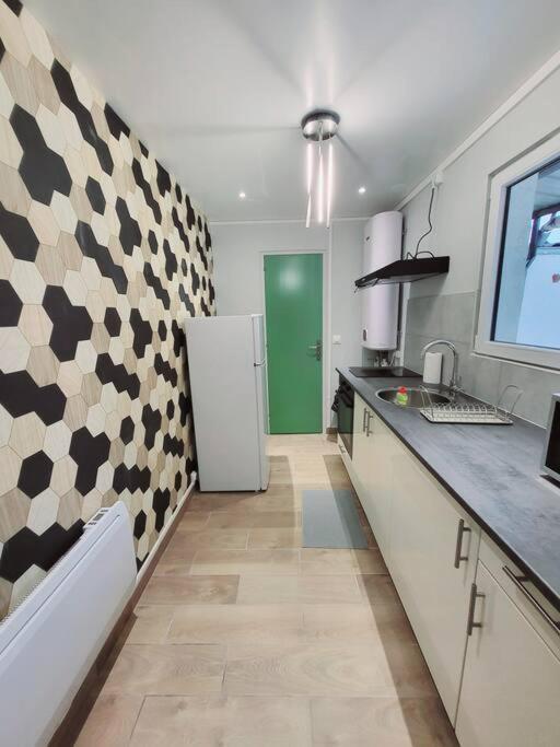 Family Flat Stade De France Airport Cdg Le Bourget "Appart'7" Pierrefitte-sur-Seine Exteriör bild