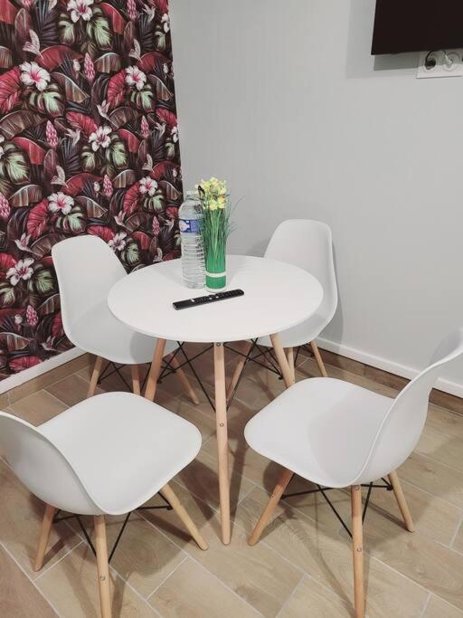 Family Flat Stade De France Airport Cdg Le Bourget "Appart'7" Pierrefitte-sur-Seine Exteriör bild